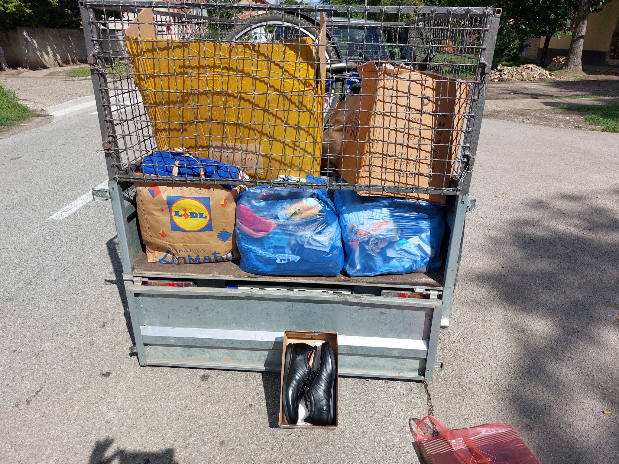 101. Sedmočlanoj porodici poteban je bicikl i pomoć u garderobi - ZATVORENO :-)